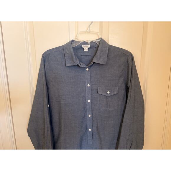 J.CREW Top Womens Medium Blue Chambray Cotton Half Button Popover Shirt Faded - Picture 3 of 5